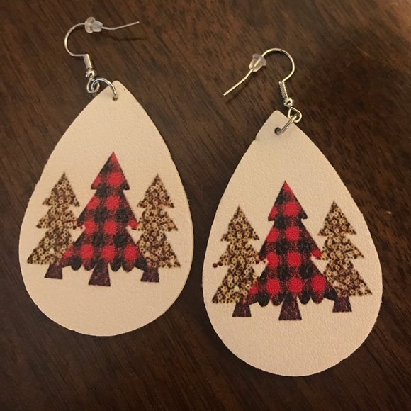 Brand new two-sided leather earrings - Picture 1 of 1